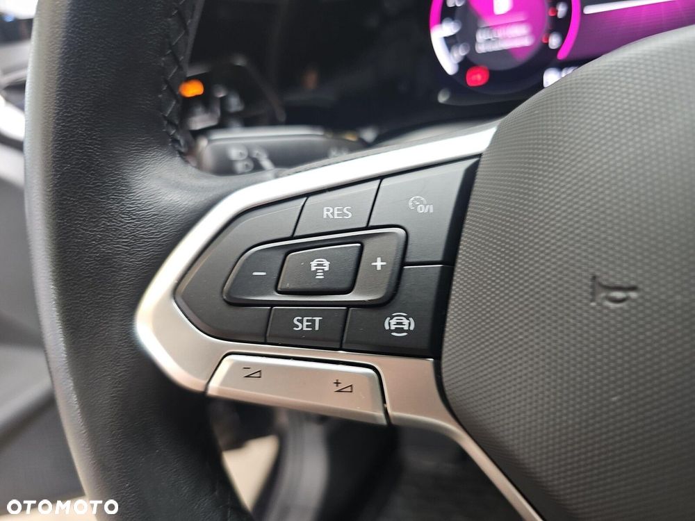 Volkswagen Golf 1.5 TSI EVO Life - 22