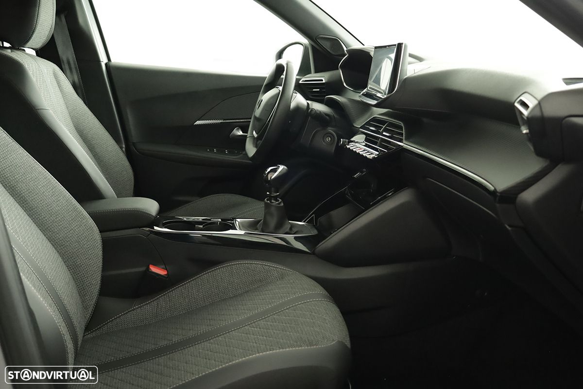 Peugeot 2008 1.2 PureTech Allure - 22