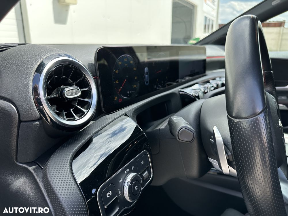 Mercedes-Benz A 220 d 8G-DCT AMG Line Advanced Plus - 21