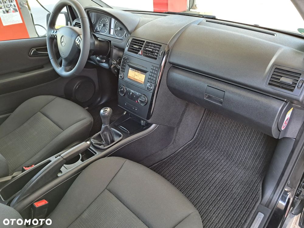 Mercedes-Benz Klasa A 160 BlueEfficiency - 20