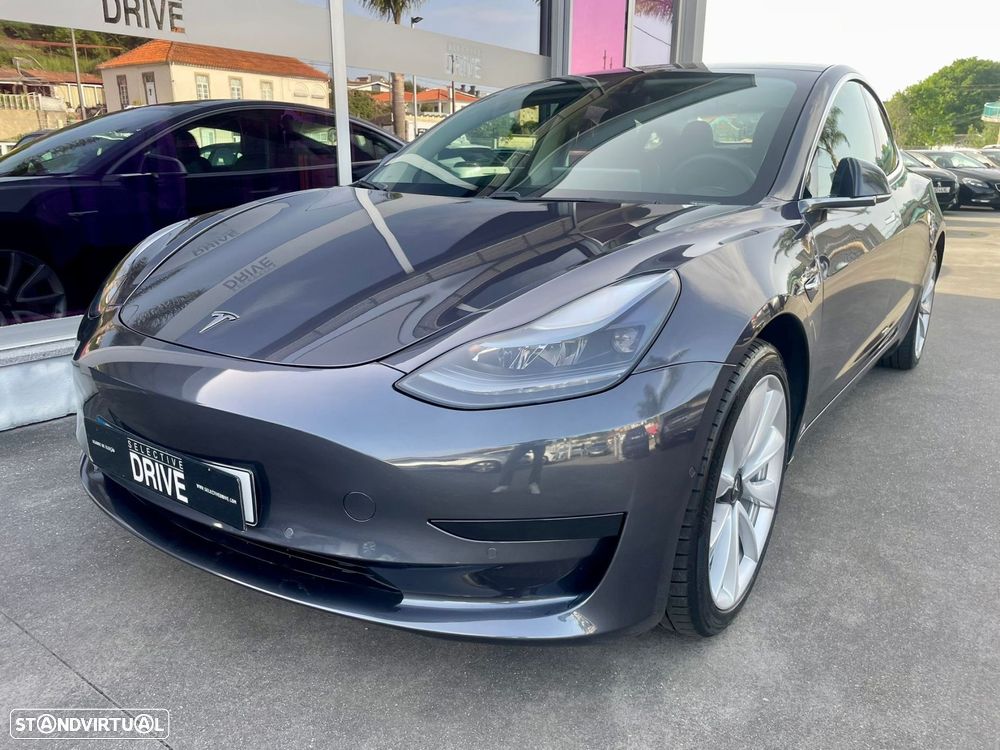 Tesla Model 3 Standard Range Plus RWD - 2