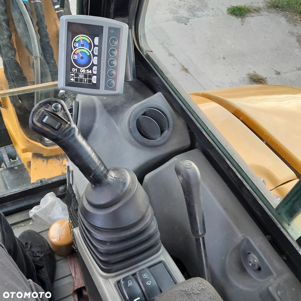 Caterpillar 305 E2 - 10