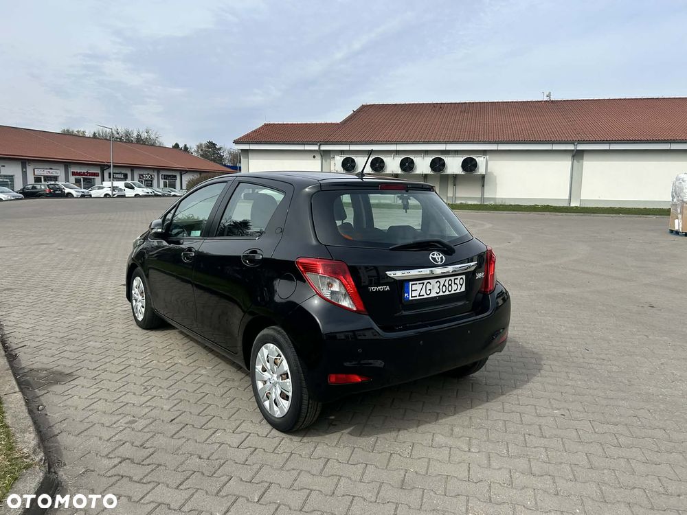 Toyota Yaris 1.4 D-4D Active - 5