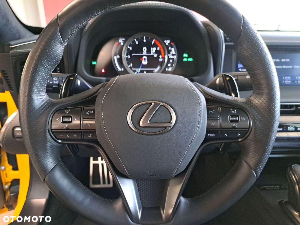 Lexus LC 500 Bespoke - 32
