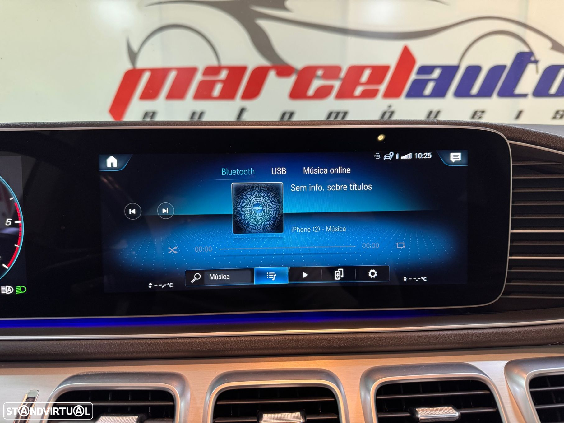 Mercedes-Benz GLS 350 d 4Matic - 36