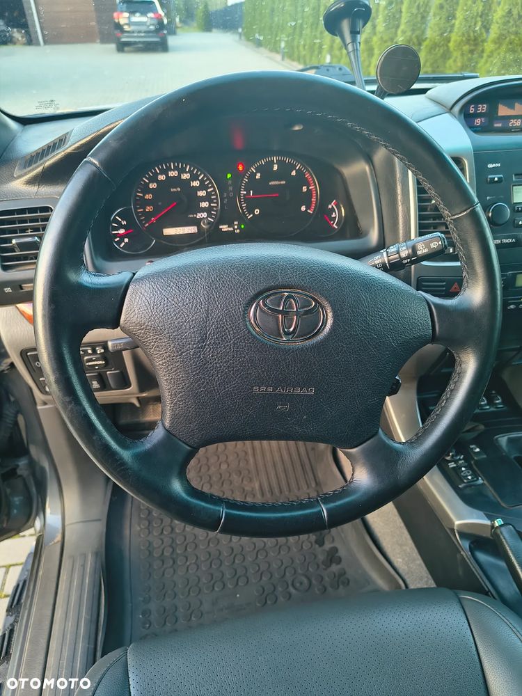 Toyota Land Cruiser 3.0 D Luna - 25