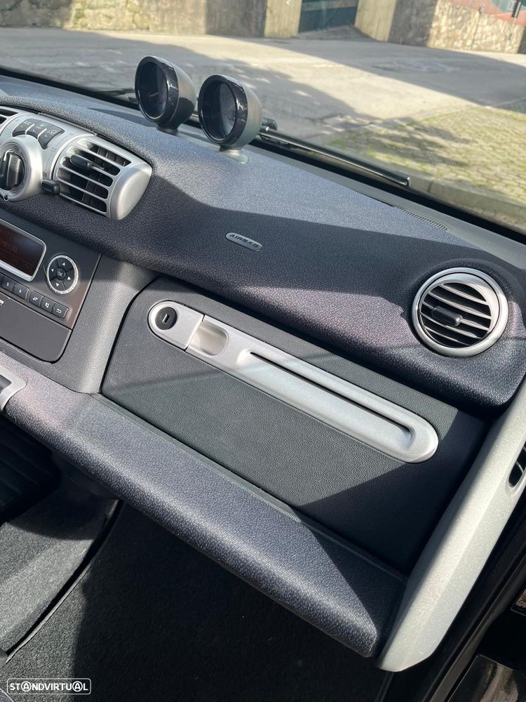 Smart ForTwo Coupé 1.0 mhd Pulse 71 Softouch - 27