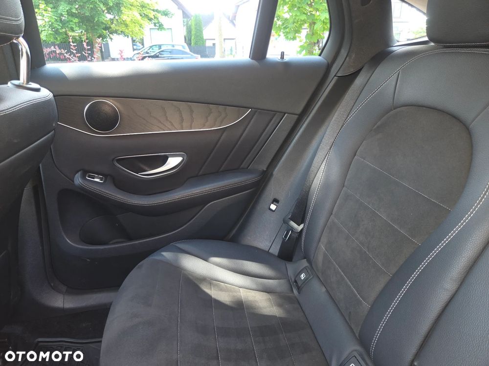 Mercedes-Benz GLC 220 d 4-Matic - 12