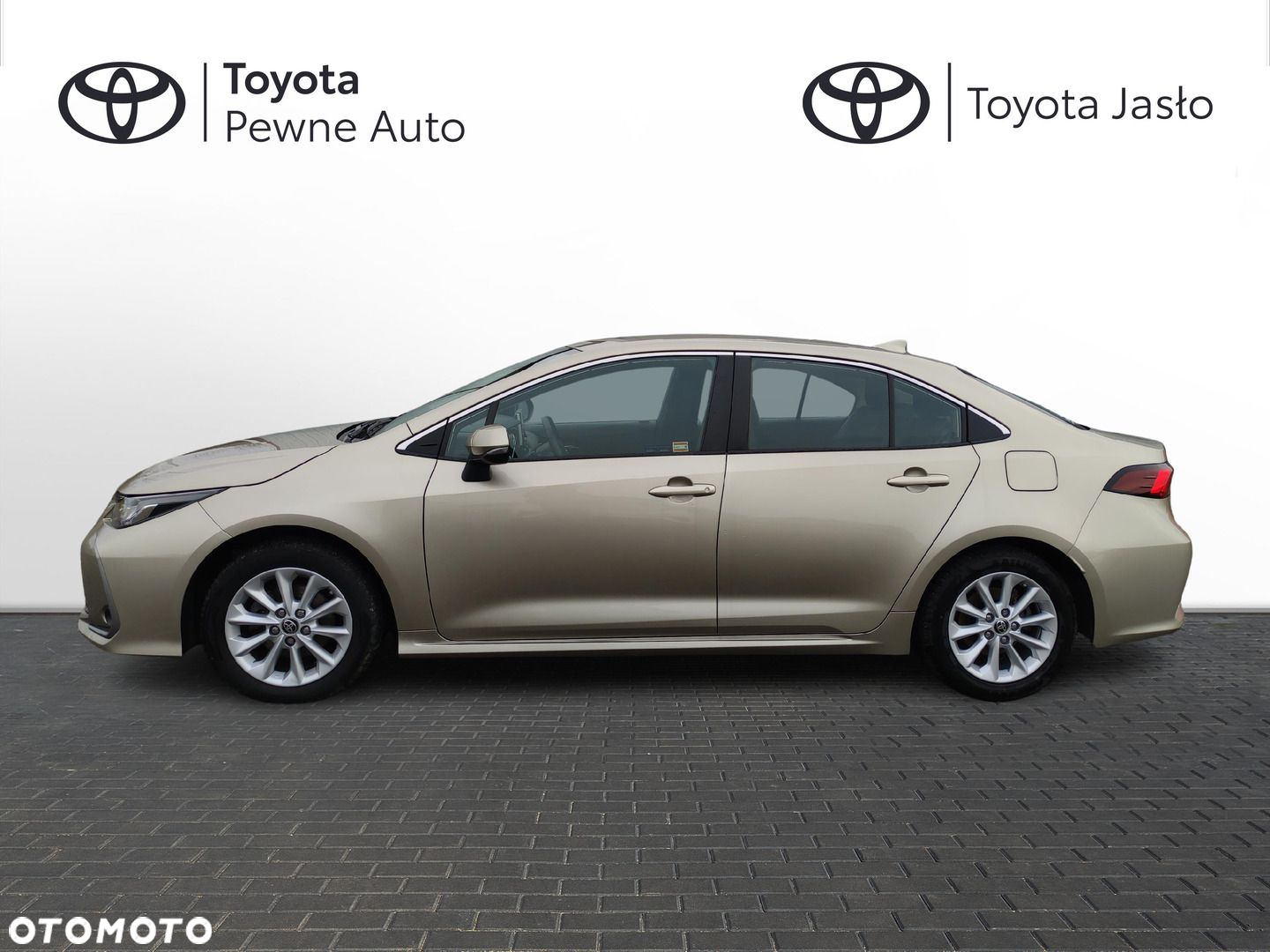 Toyota Corolla - 5