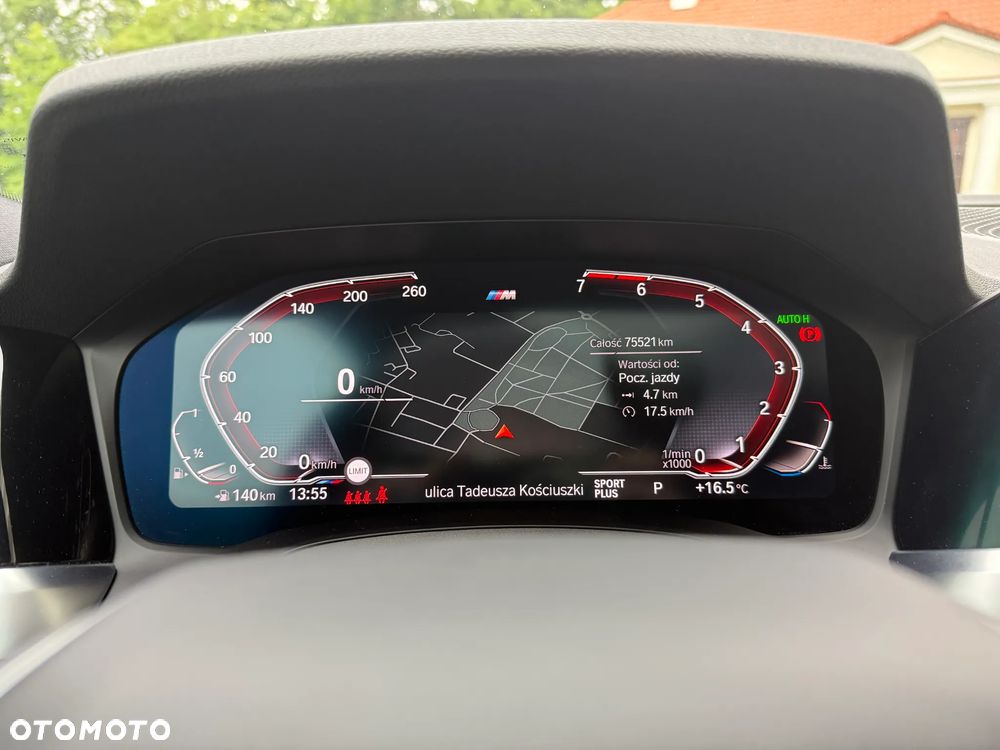 BMW Seria 3 330i xDrive - 26