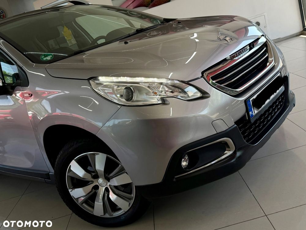 Peugeot 2008 PureTech 82 Style - 37