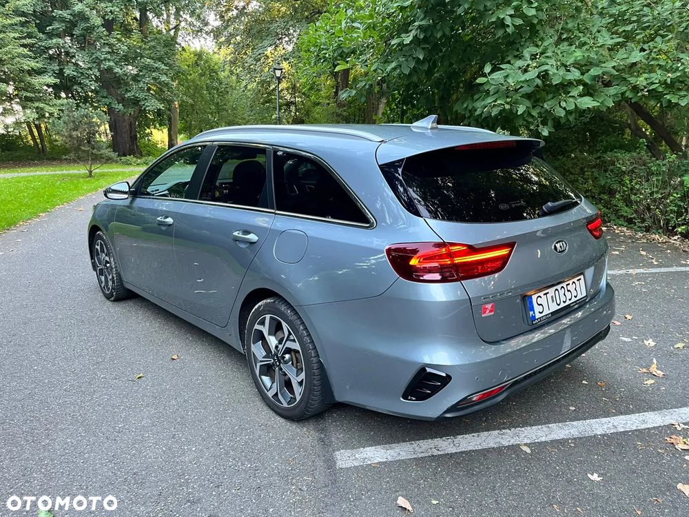 Kia Ceed - 4