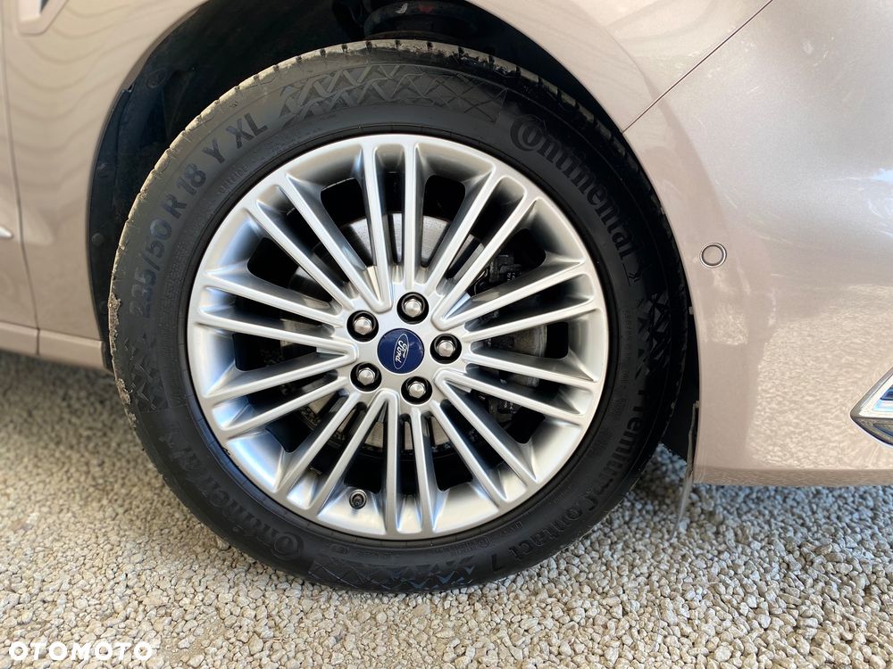 Ford S-Max 2.0 TDCi Vignale - 25