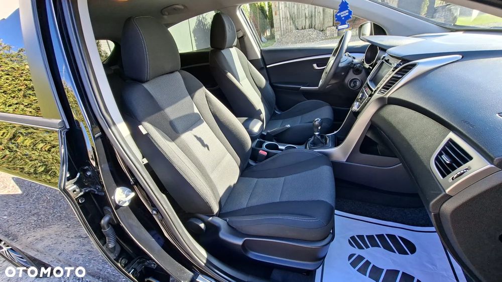 Hyundai i30 1.4 Fifa World Cup Edition - 6