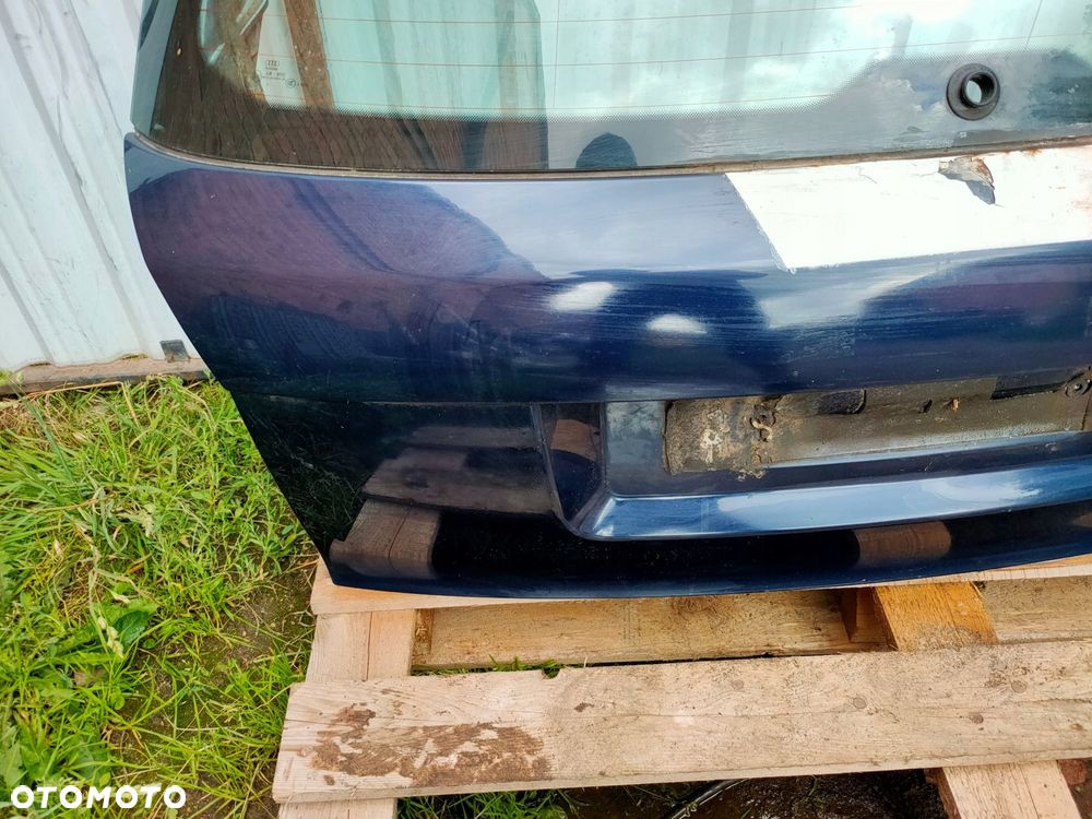 klapa bagażnika tył audi a4 b6 kombi szyba - 3
