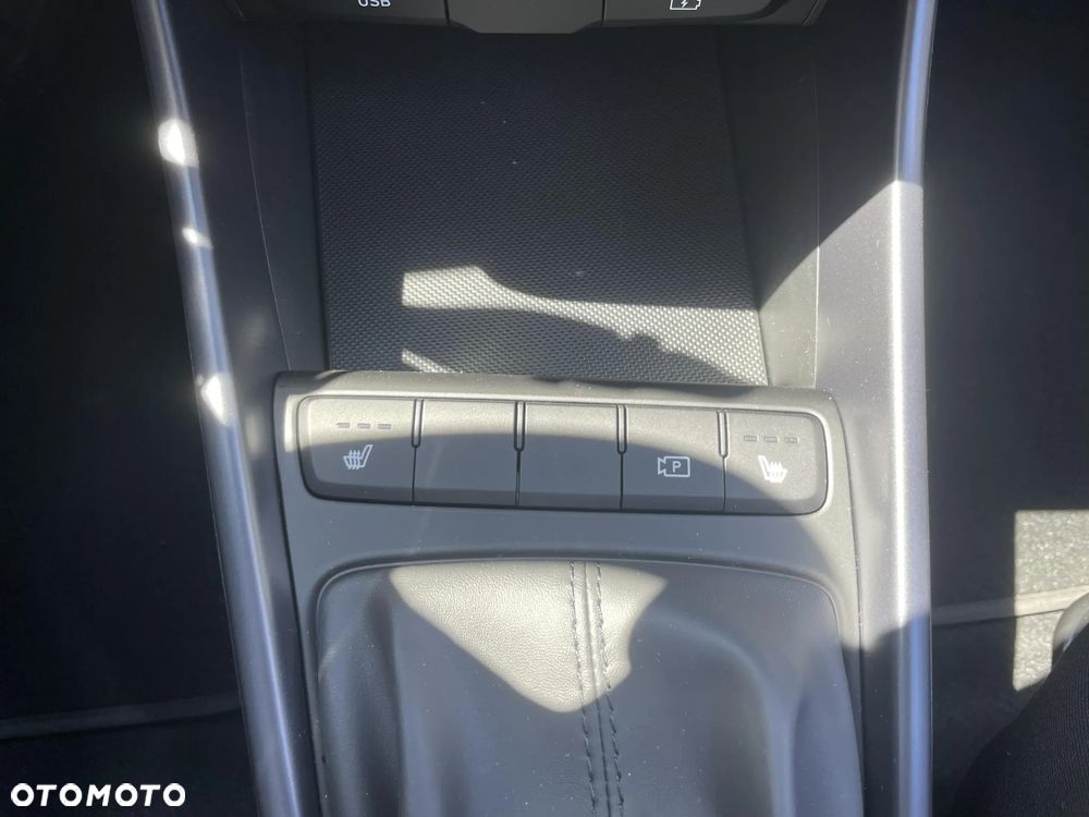 Hyundai i20 1.2 Modern - 23