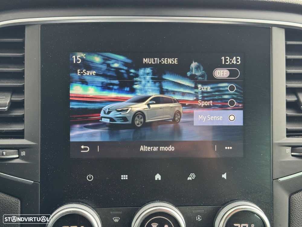 Renault Mégane Sport Tourer 1.6 E-Tech Plug-In Limited - 12