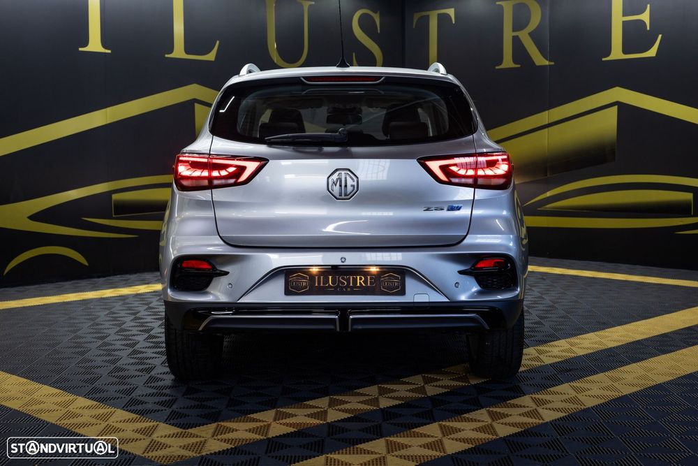 MG ZS EV 72.6 kWh Luxury - 5