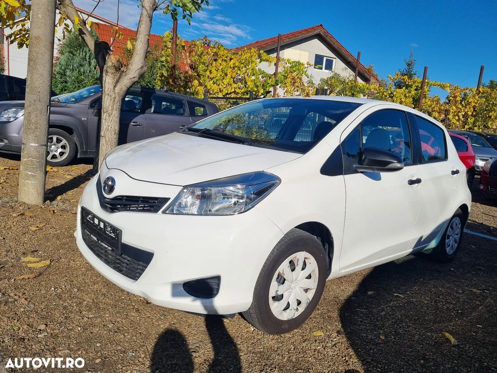 Toyota Yaris 1.0 VVT-i Life - 1
