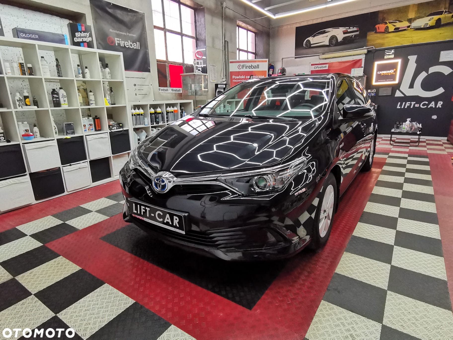Toyota Auris 1.8 HSD Luna - 1