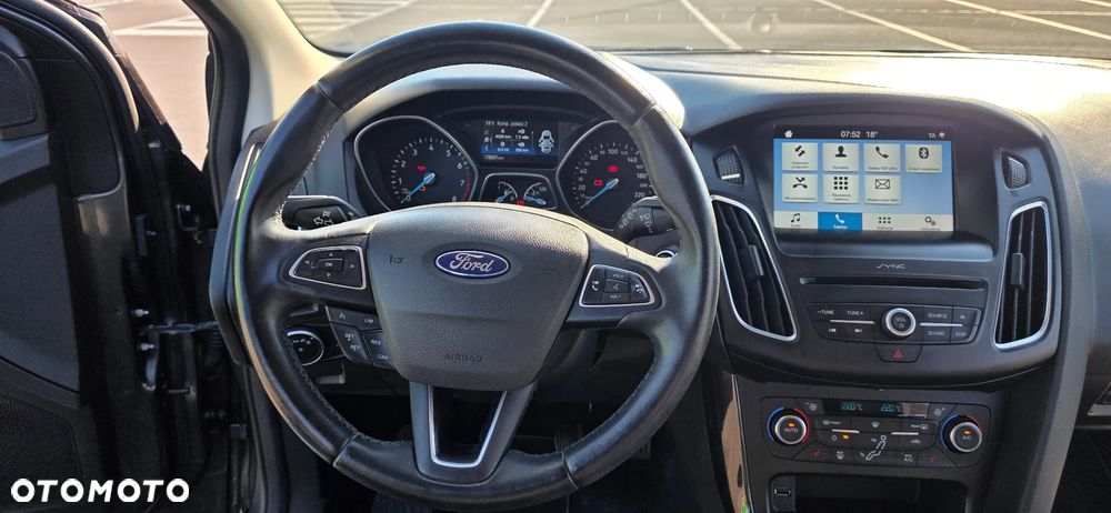 Ford Focus 1.0 EcoBoost Titanium ASS - 8