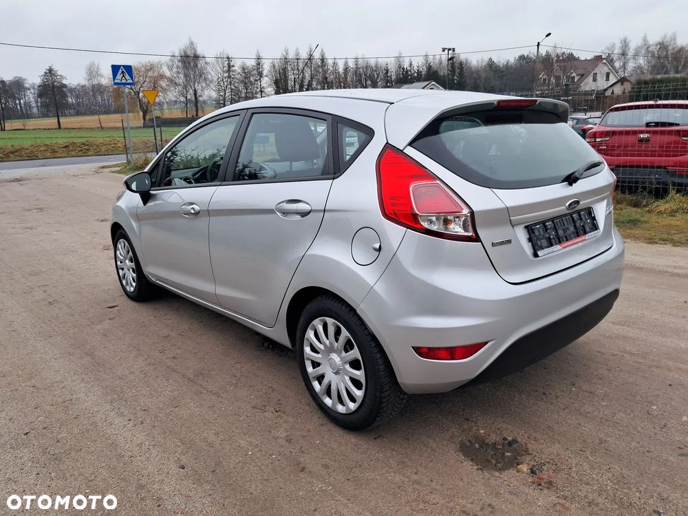 Ford Fiesta 1.25 Champions Edition - 5
