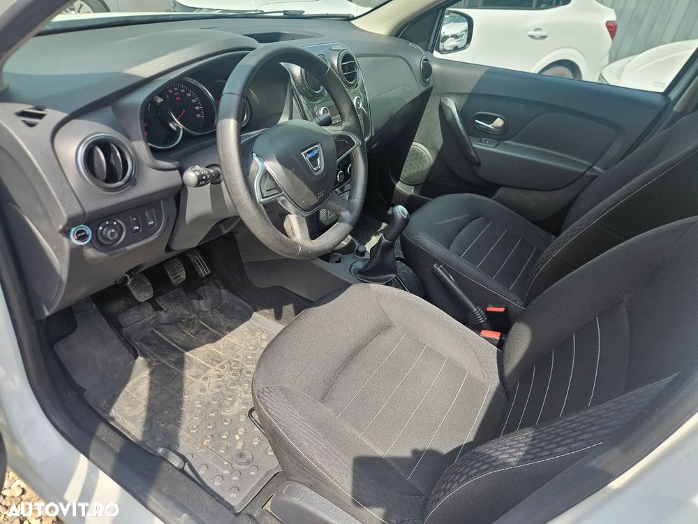 Dacia Logan 0.9 TCe Laureate - 7