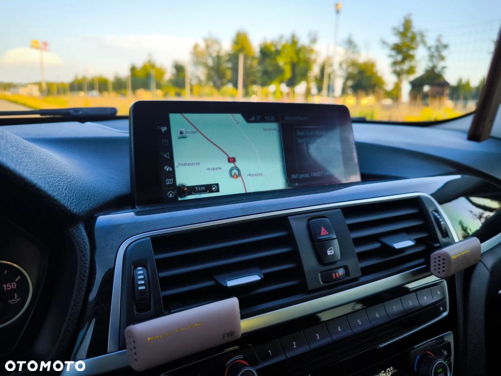 BMW Seria 3 316d Modern Line - 14