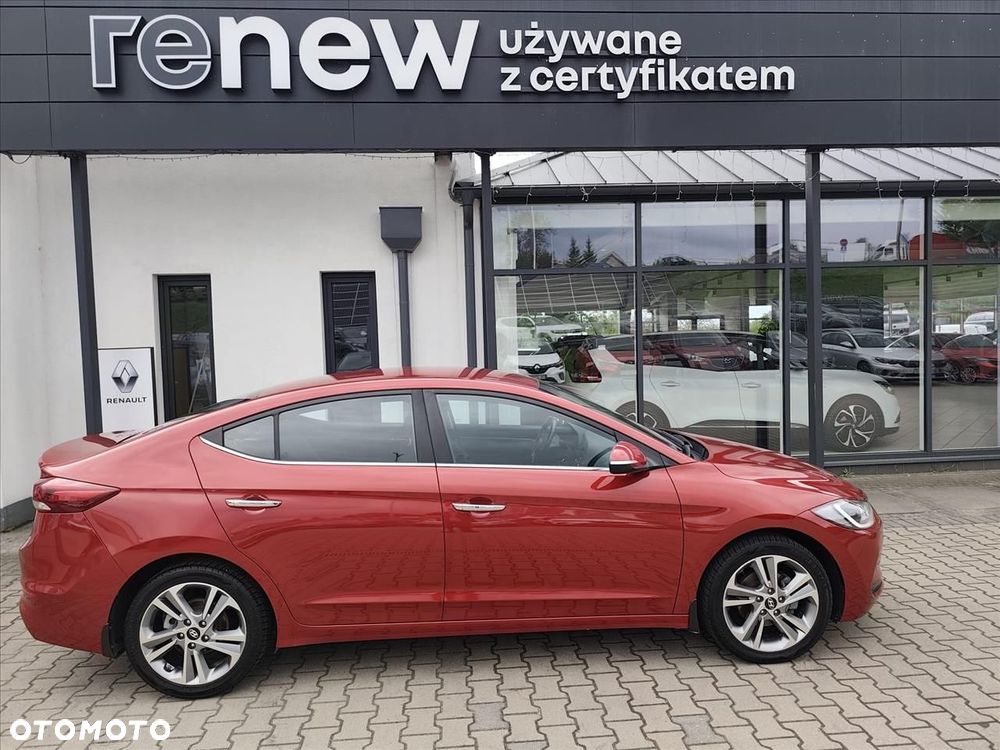 Hyundai Elantra 1.6 Comfort - 4