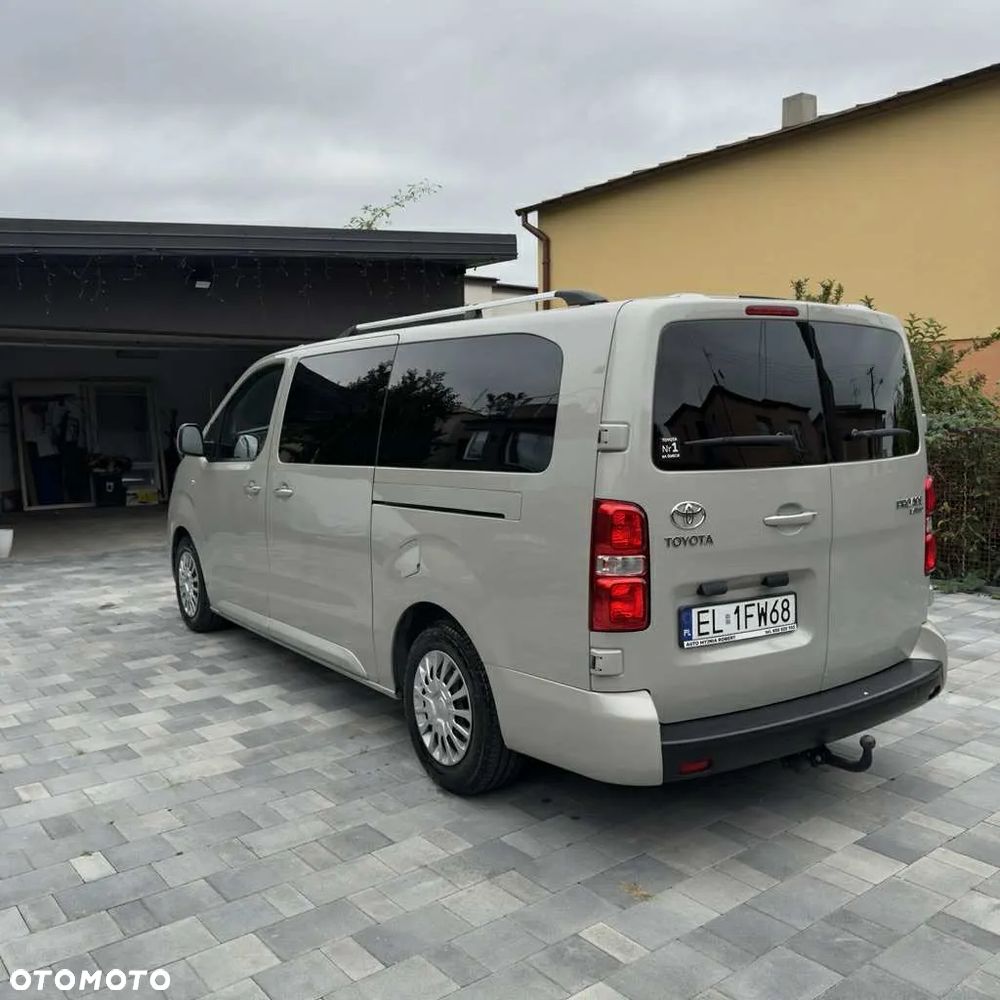 Toyota ProAce Kombi 2.0 D-4D Long 2,8t - 2