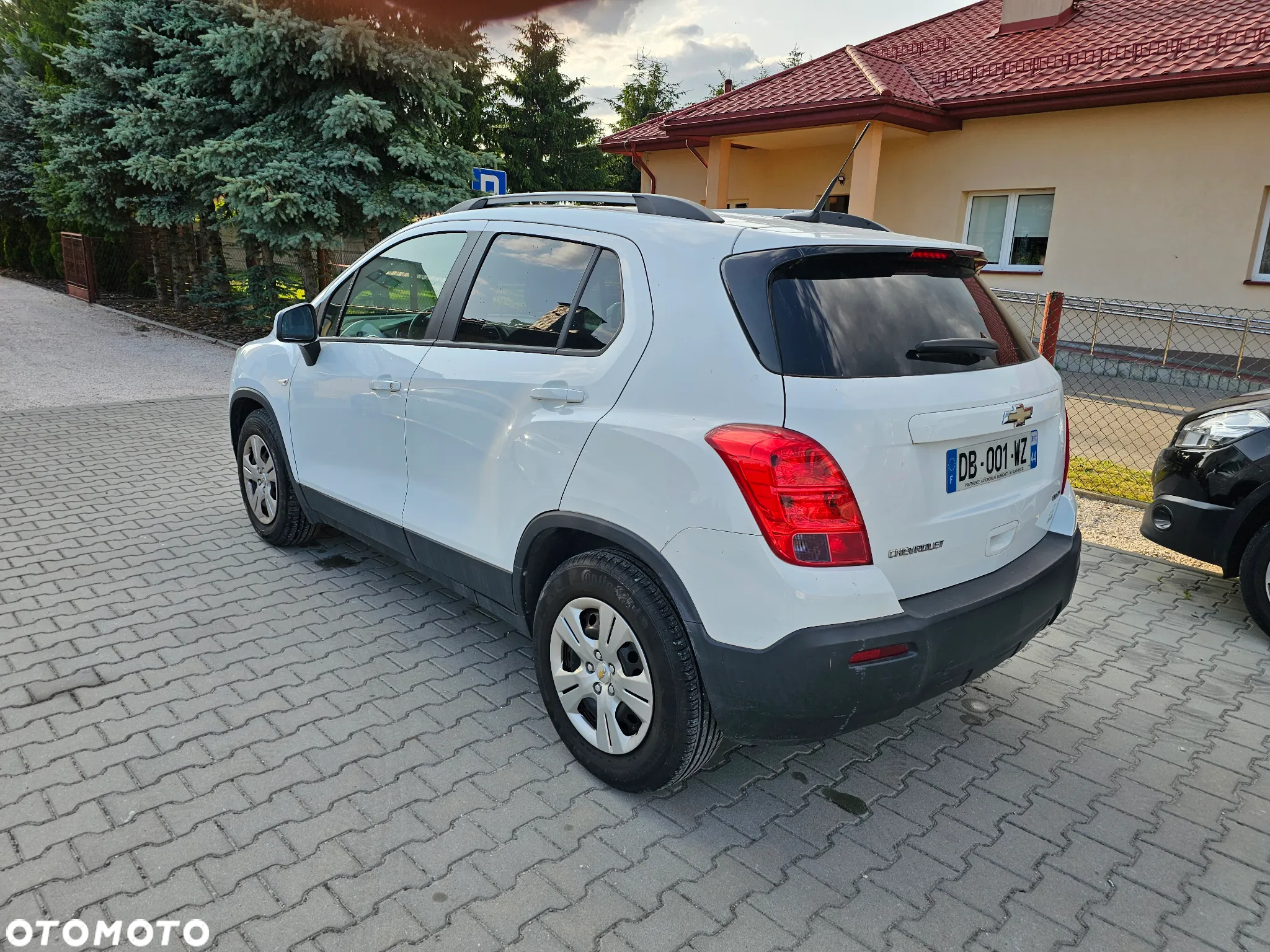 Chevrolet Trax 1.6 LS - 4