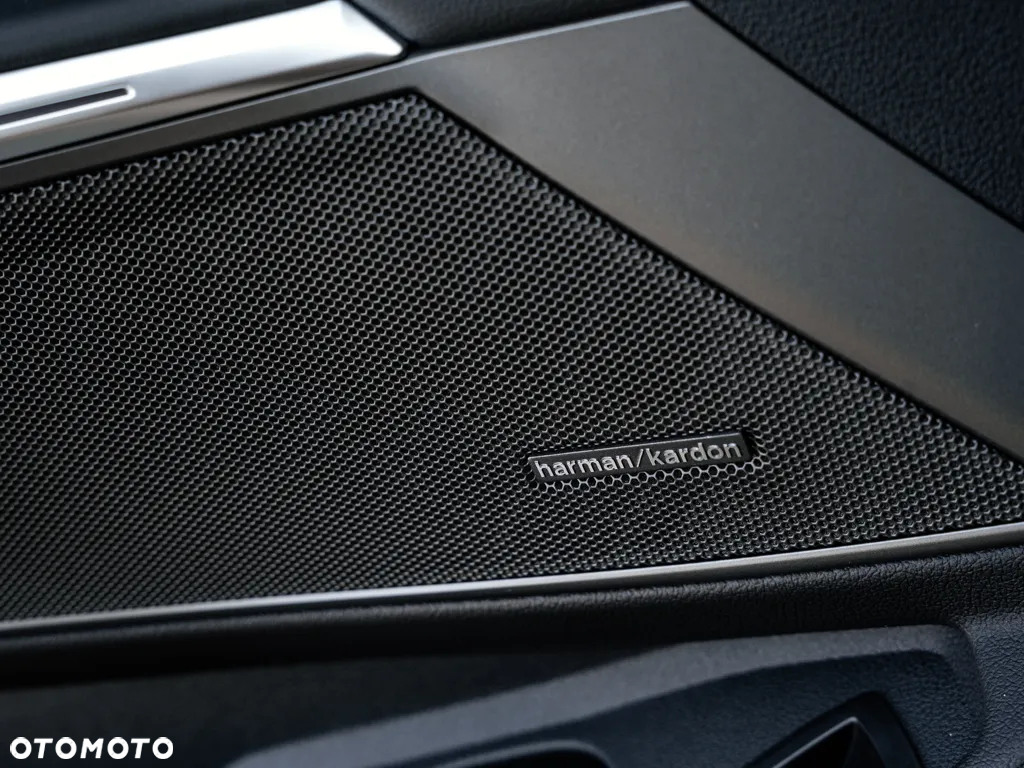 BMW M3 Competition xDrive sport - 12