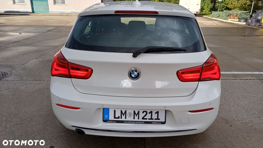BMW Seria 1 118i - 28