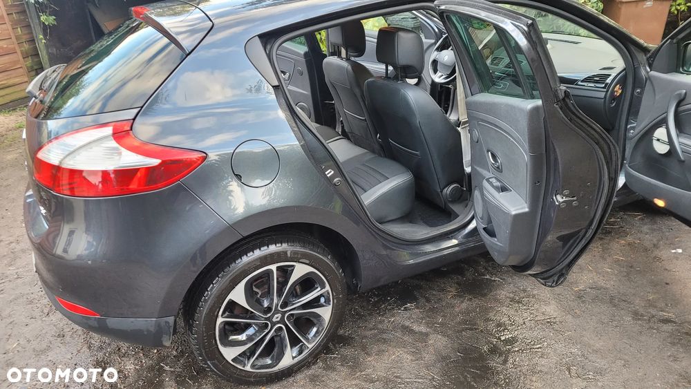 Renault Megane 1.2 16V TCe Energy Bose - 10