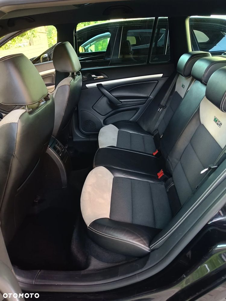 Skoda Octavia 2.0 TDI CR DPF RS - 7