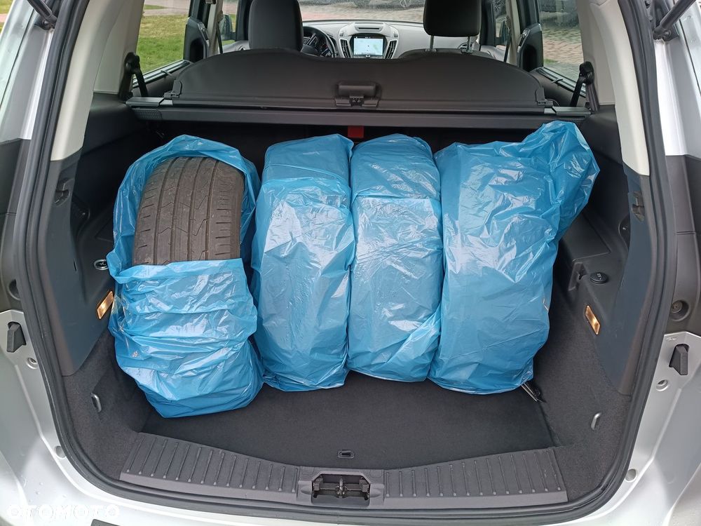 Ford Grand C-MAX - 8