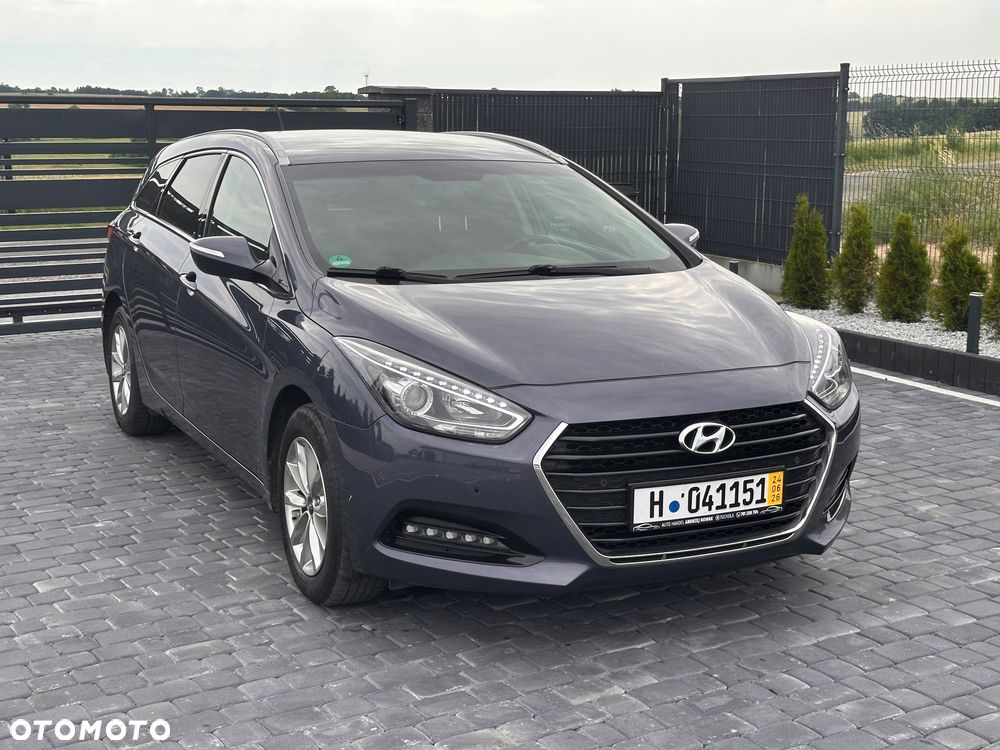Hyundai i40 Kombi blue 1.7 CRDi Classic - 4