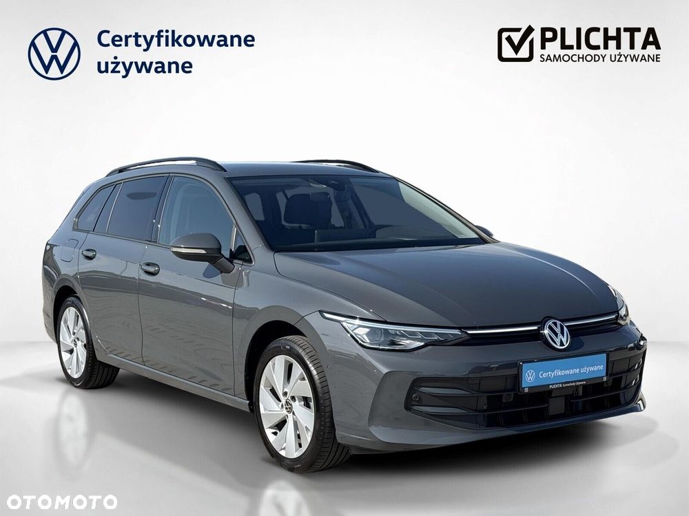 Volkswagen Golf - 8
