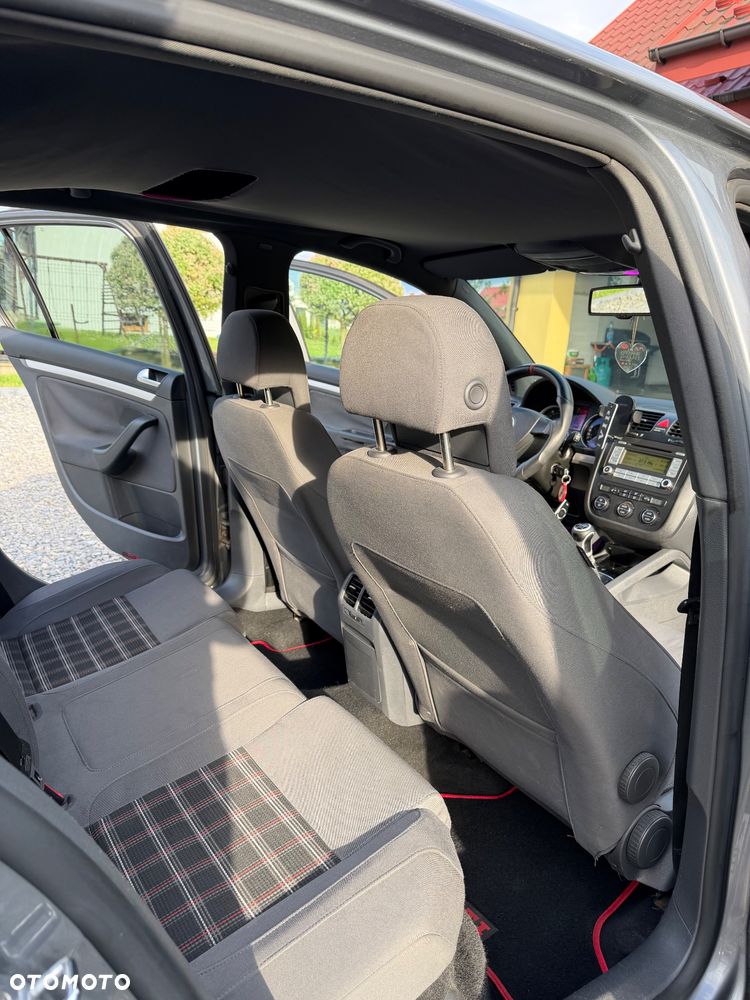 Volkswagen Golf 2.0 TSI GTI - 18
