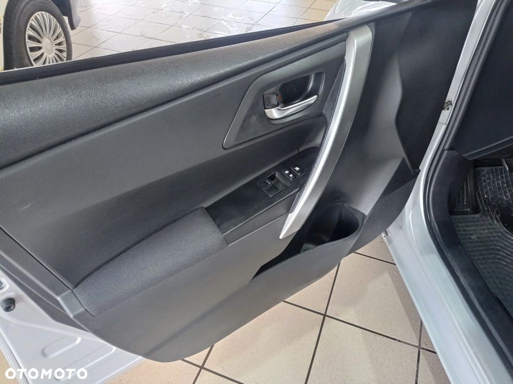 Toyota Auris 1.33 VVT-i Active - 10