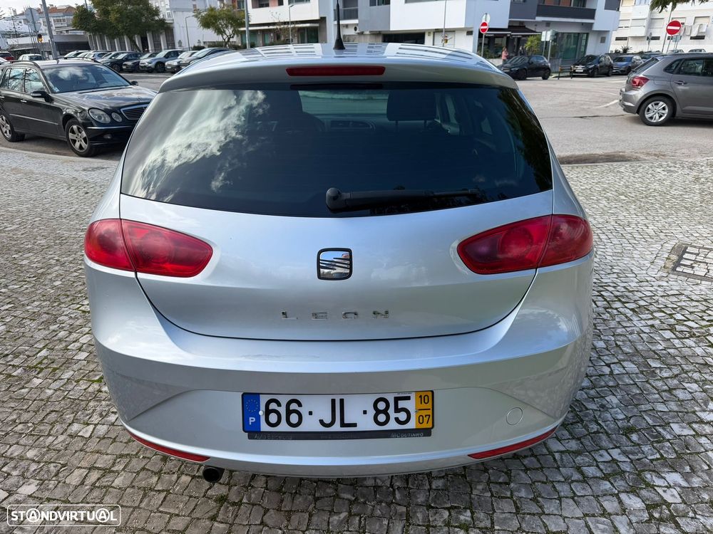 SEAT Leon 1.6 TDI ECOMOTIVE Reference - 16