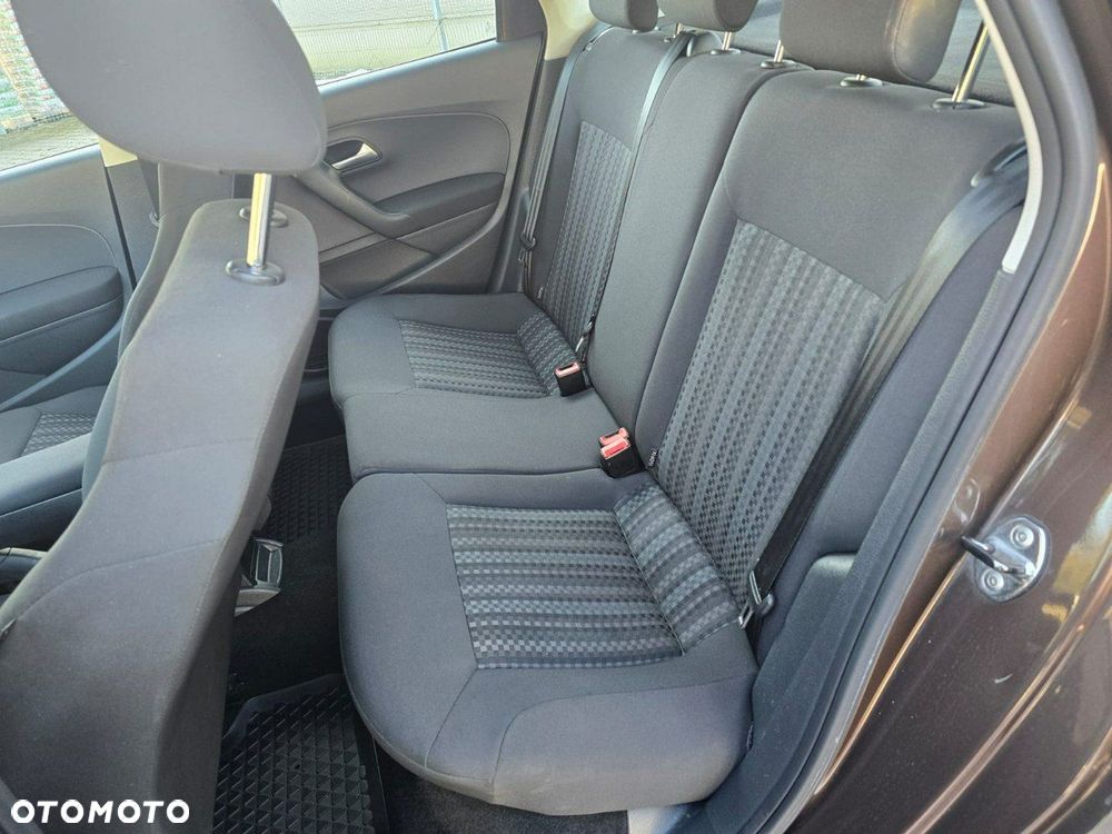 Volkswagen Polo - 17