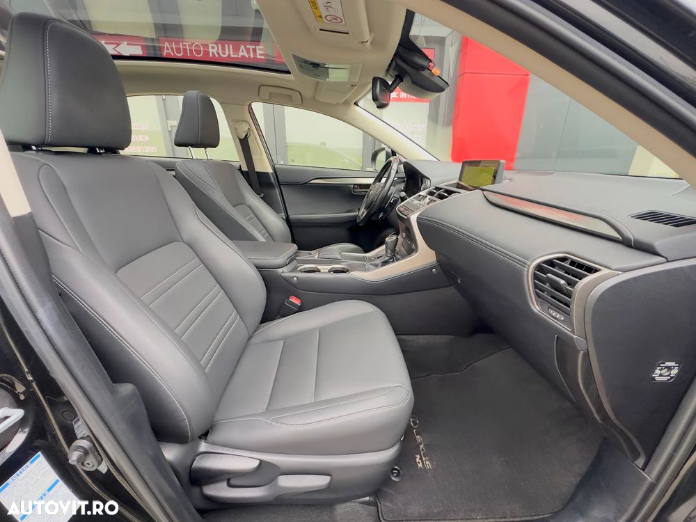 Lexus Seria NX 300h AWD Executive Plus - 22