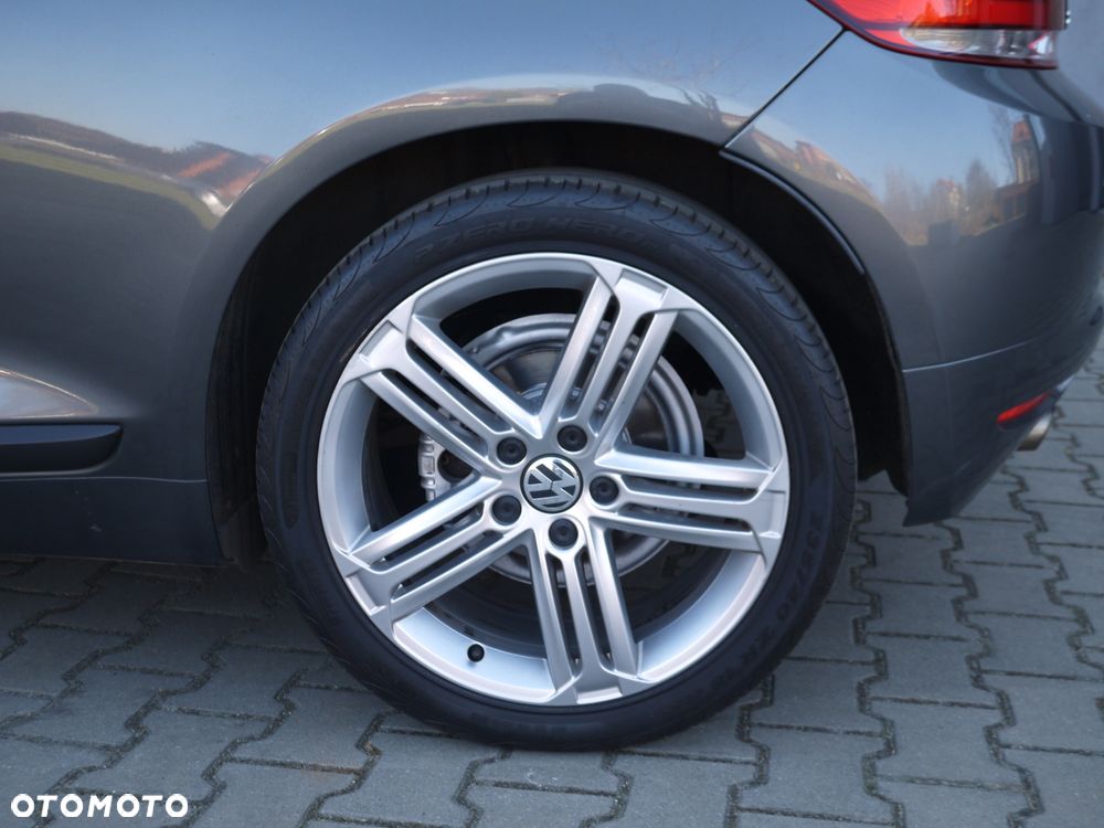 Volkswagen Scirocco 2.0 TDI - 11