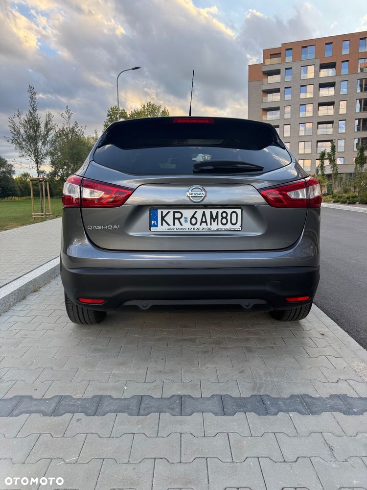 Nissan Qashqai 1.6 DIG-T N-Connecta - 6