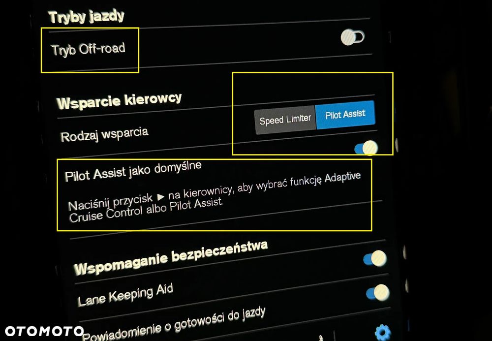 Volvo XC 60 B4 D AWD Plus Dark - 24