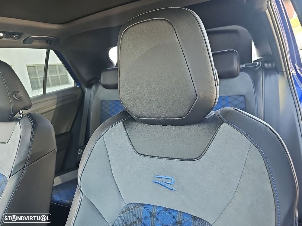 VW T-Roc R 2.0 TSI - 26