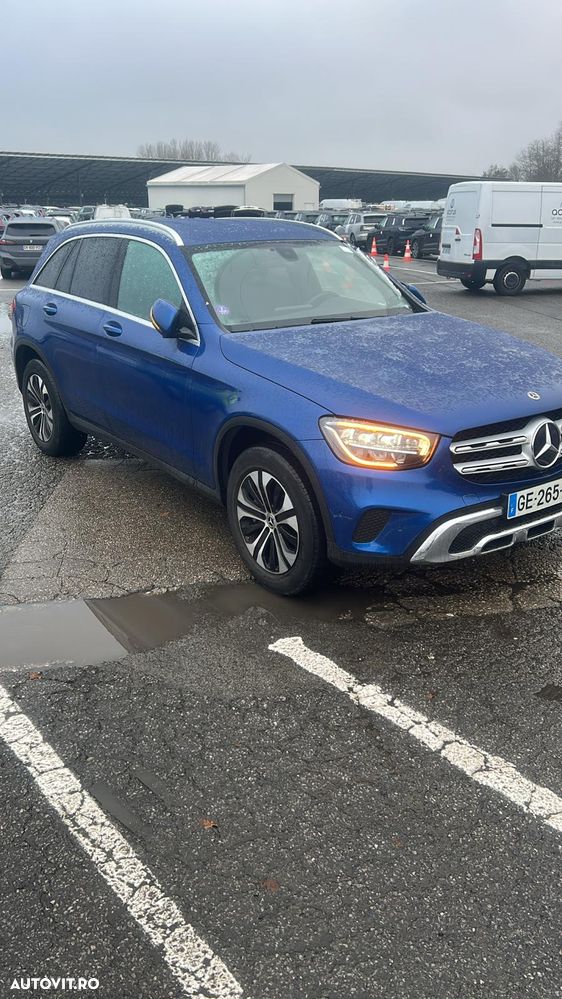 Mercedes-Benz GLC 300 e 4MATIC - 12
