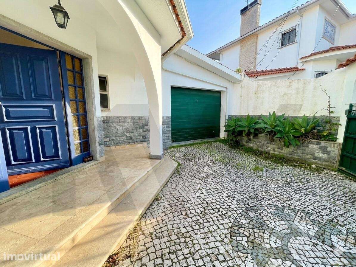 Se sempre quis morar numa moradia, zona premium, mas sossegada, esta é - Grande imagem: 5/59