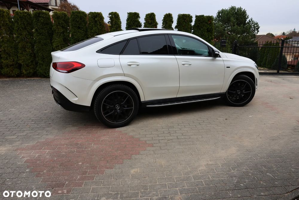 Mercedes-Benz GLE 350 e 4Matic 9G-TRONIC AMG Line - 5